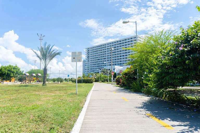 Cartagena Beach Resort 725