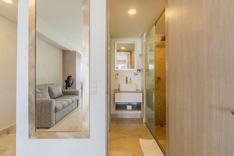 Cartagena Beach Resort 842